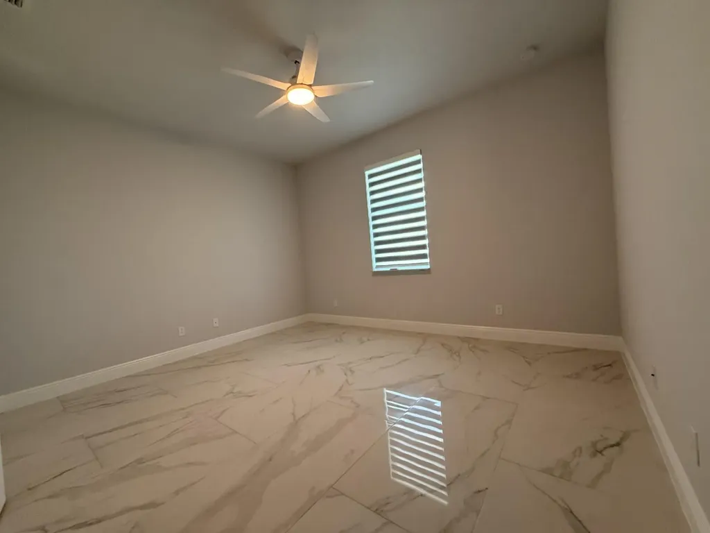 5673 NW Whitecap Road Port St Lucie FL 34986