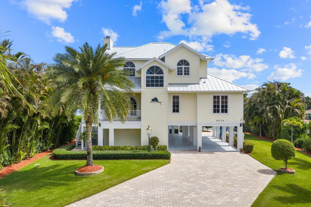 Stuart FL, 5675 SE Orange Street