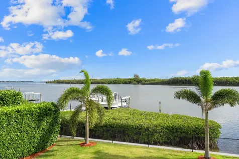 5675 SE Orange Street Stuart FL 34997
