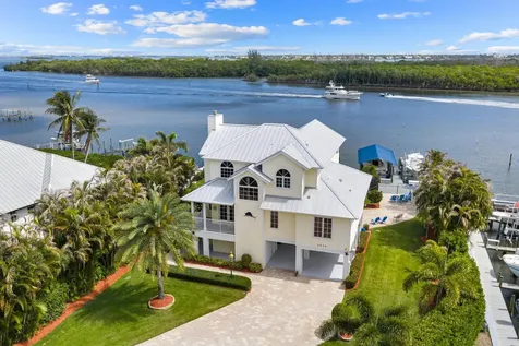 5675 SE Orange Street Stuart FL 34997