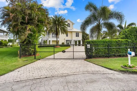 5675 SE Orange Street Stuart FL 34997