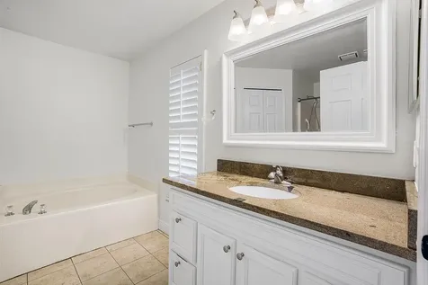 966 E 13th Square Vero Beach FL 32960