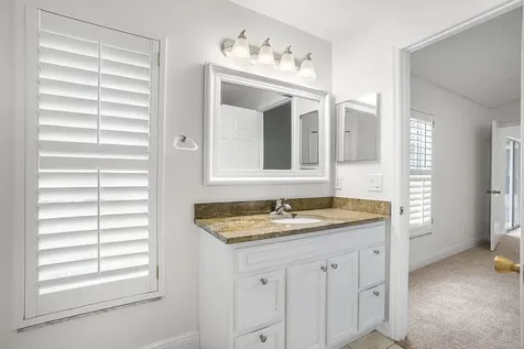 966 E 13th Square Vero Beach FL 32960