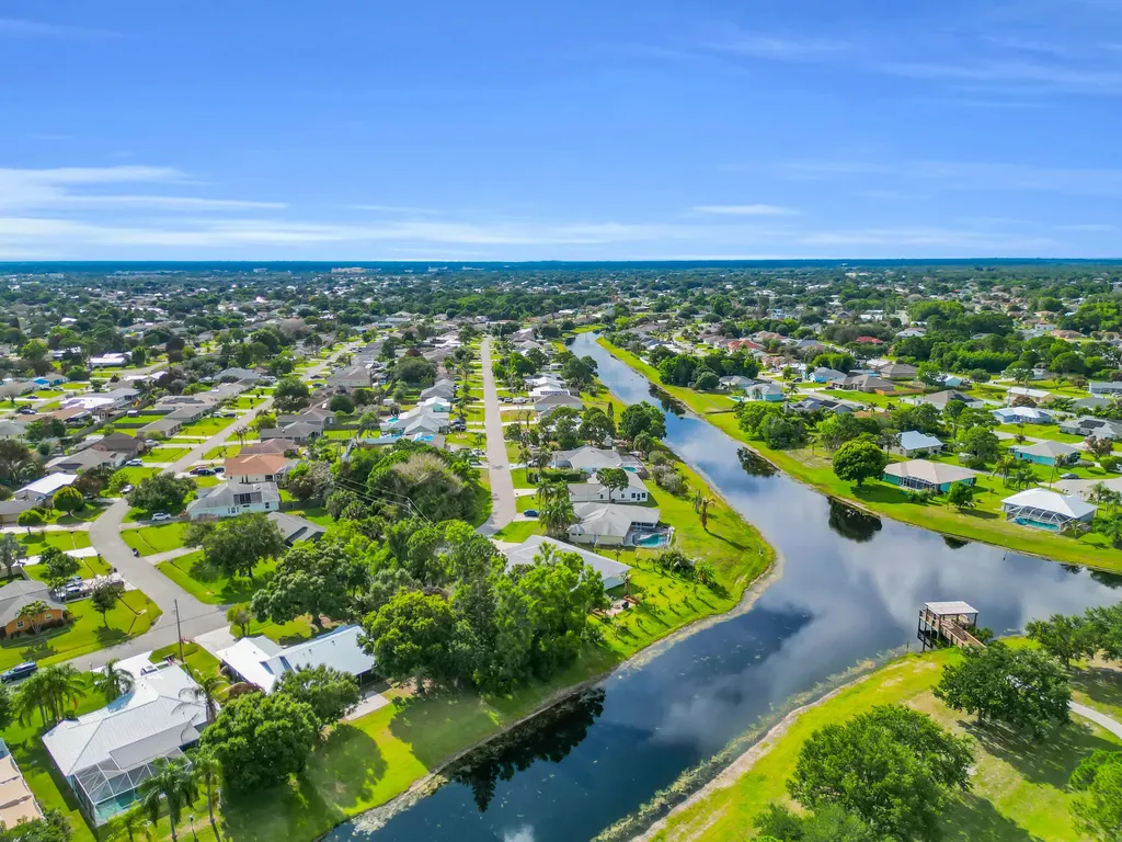 2311 SE Bowie Street Port St Lucie FL 34952