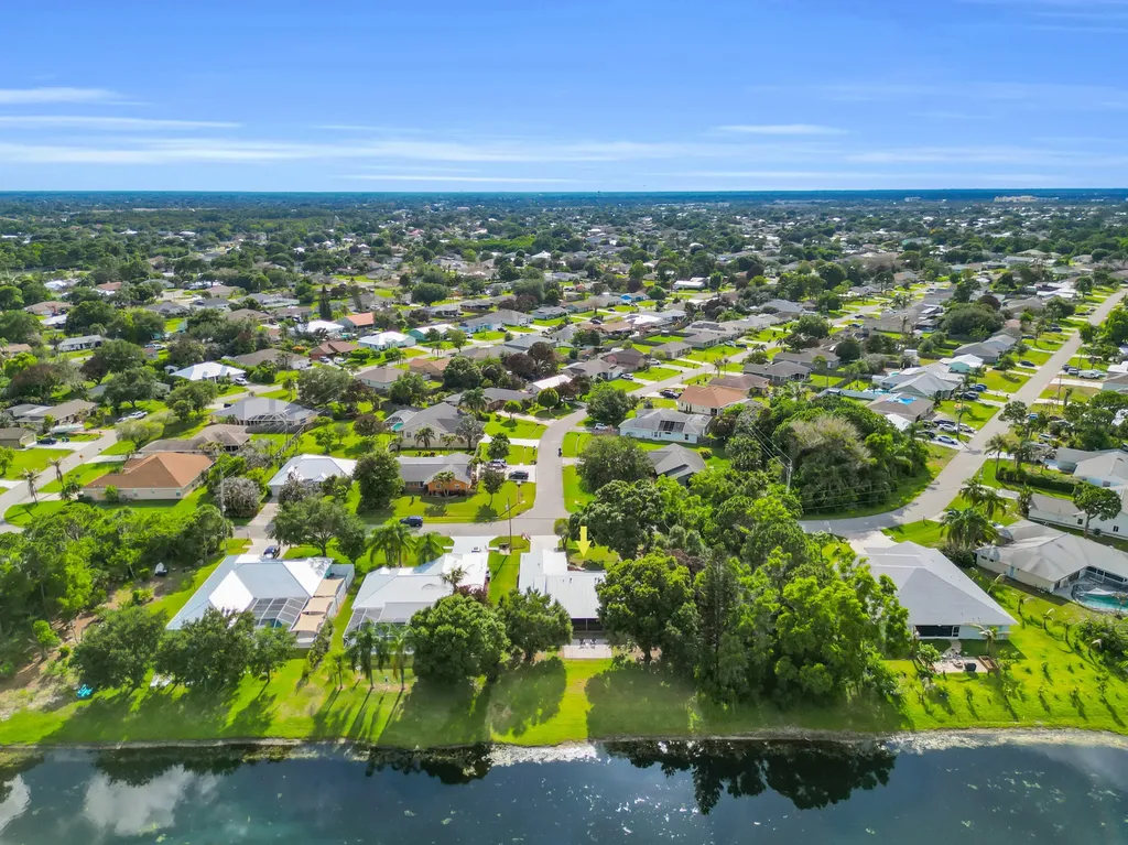 2311 SE Bowie Street Port St Lucie FL 34952