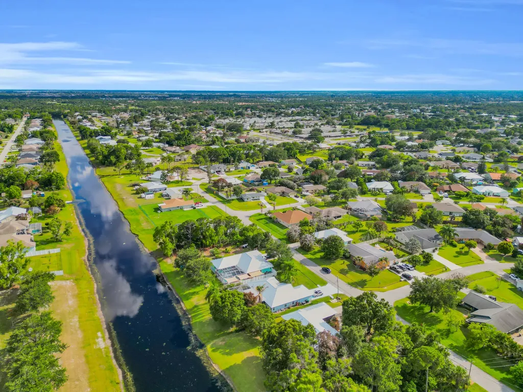 2311 SE Bowie Street Port St Lucie FL 34952