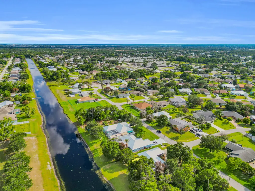 2311 SE Bowie Street Port St Lucie FL 34952