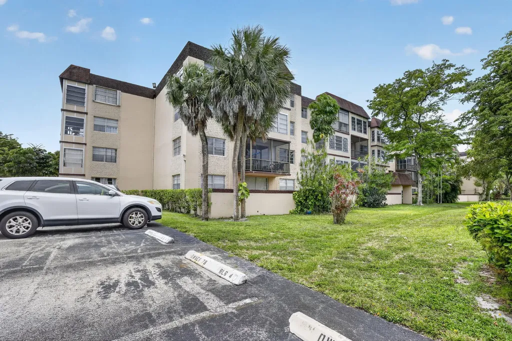 7300 NW 17th Street Plantation FL 33313