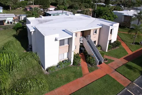 1310 NE 14th Court Jensen Beach FL 34957