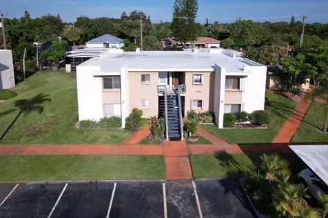 1310 NE 14th Court Jensen Beach FL 34957