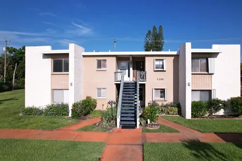 1310 NE 14th Court Jensen Beach FL 34957