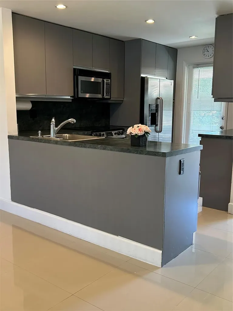 2800 NE 14th Street Causeway Pompano Beach FL 33062