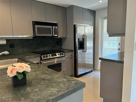2800 NE 14th Street Causeway Pompano Beach FL 33062
