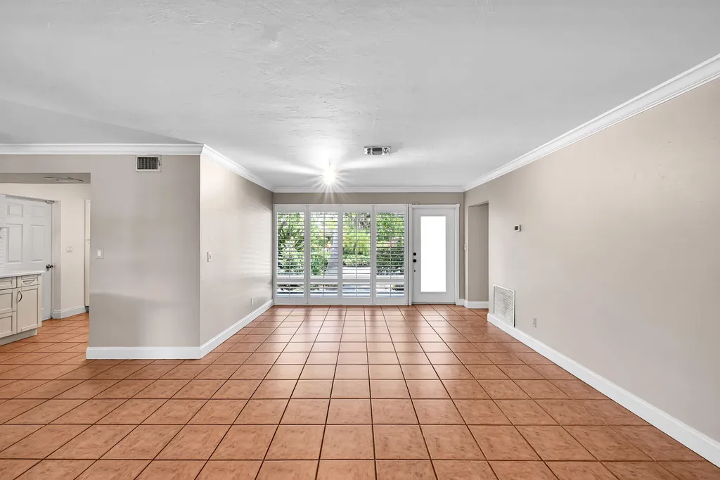 901 SE 12th Avenue Deerfield Beach FL 33441