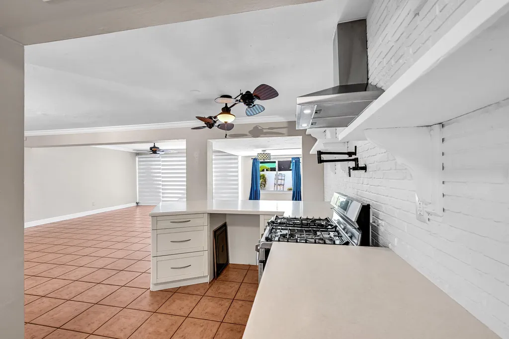 901 SE 12th Avenue Deerfield Beach FL 33441