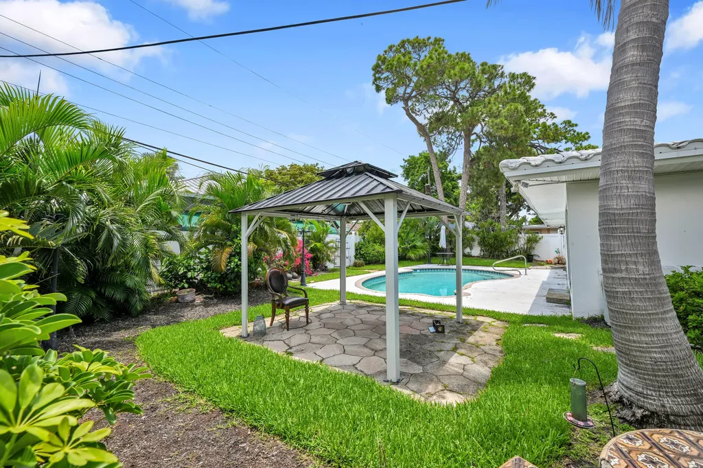 901 SE 12th Avenue Deerfield Beach FL 33441