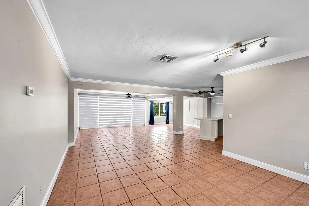 901 SE 12th Avenue Deerfield Beach FL 33441