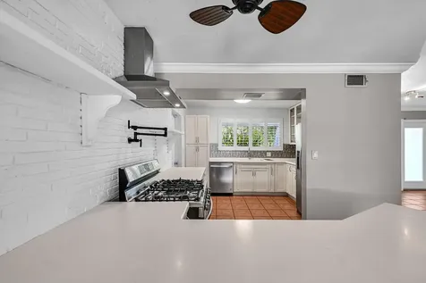 901 SE 12th Avenue Deerfield Beach FL 33441
