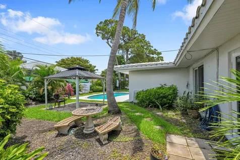 901 SE 12th Avenue Deerfield Beach FL 33441
