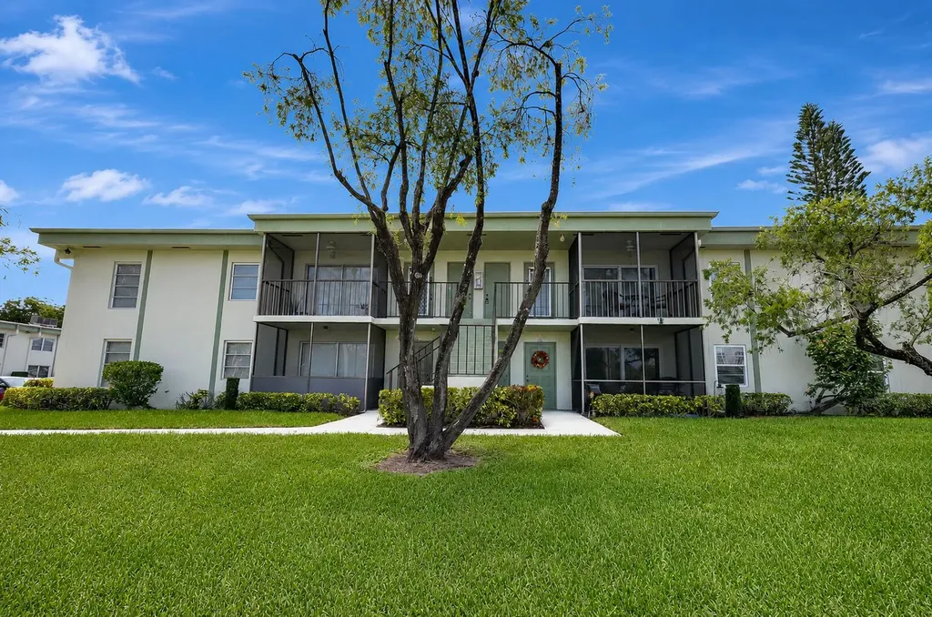 7547 S Oriole Boulevard Delray Beach FL 33446