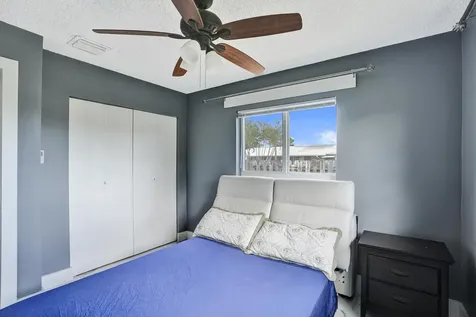 307 SE 14th Place Deerfield Beach FL 33441