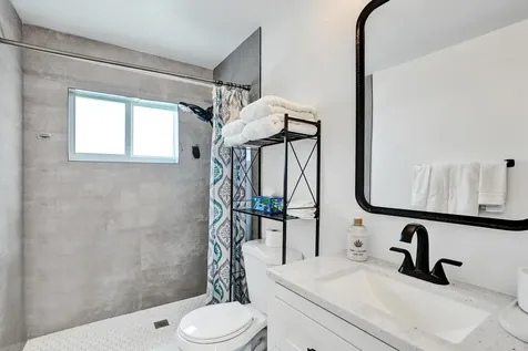 307 SE 14th Place Deerfield Beach FL 33441
