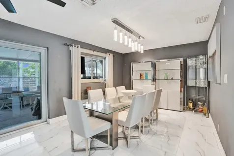 307 SE 14th Place Deerfield Beach FL 33441