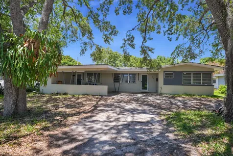 27 NE 18th Street Homestead FL 33030
