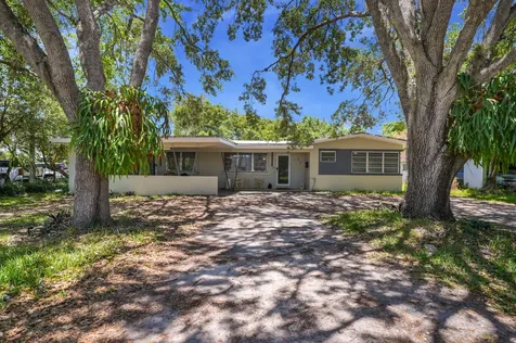 27 NE 18th Street Homestead FL 33030