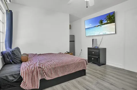 27 NE 18th Street Homestead FL 33030