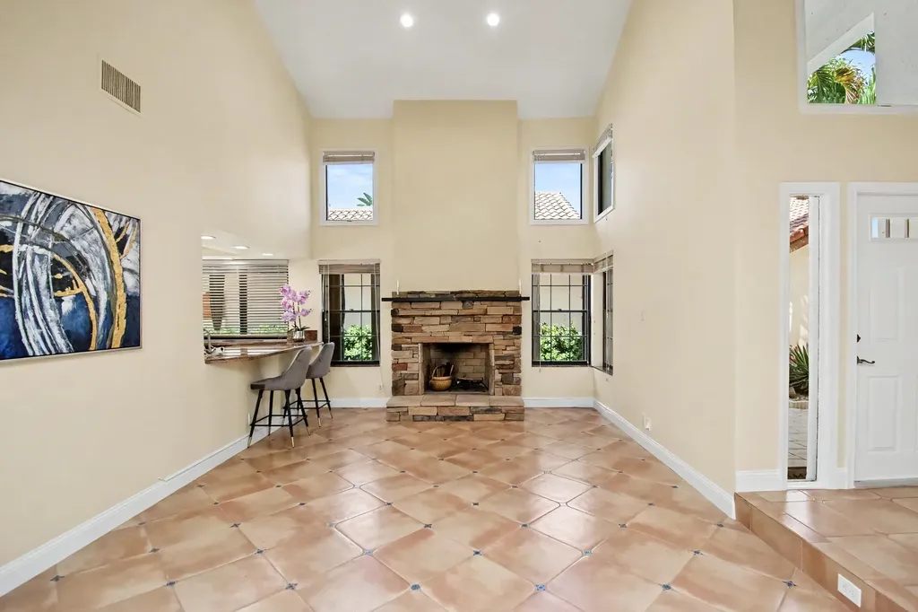 21718 Club Villa Terrace Boca Raton FL 33433