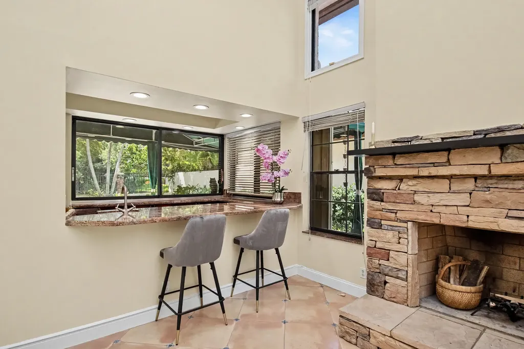 21718 Club Villa Terrace Boca Raton FL 33433