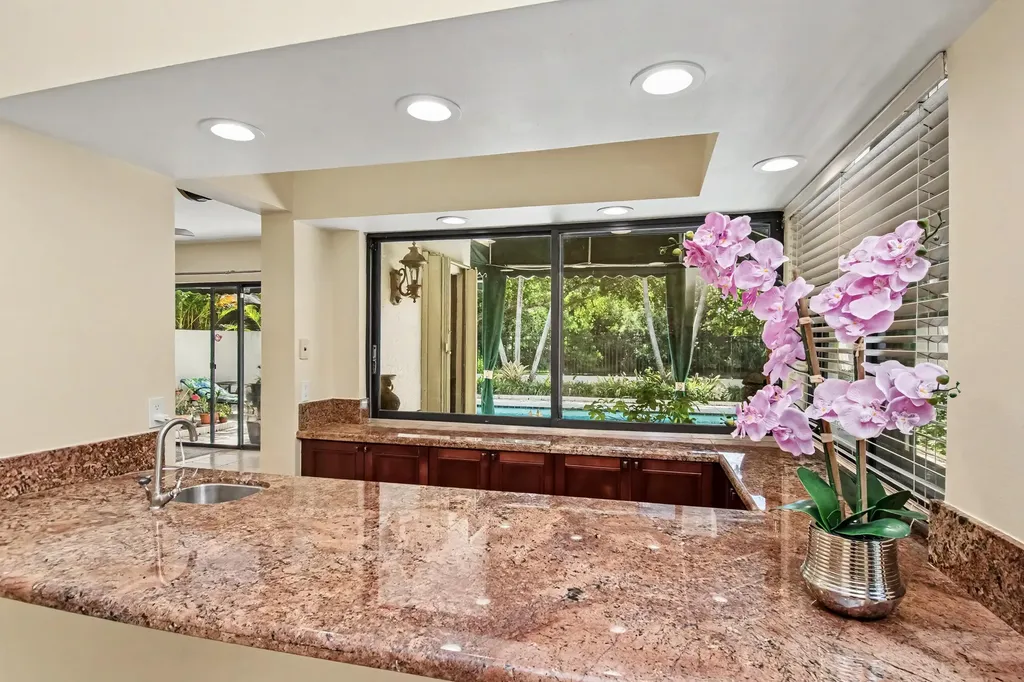 21718 Club Villa Terrace Boca Raton FL 33433