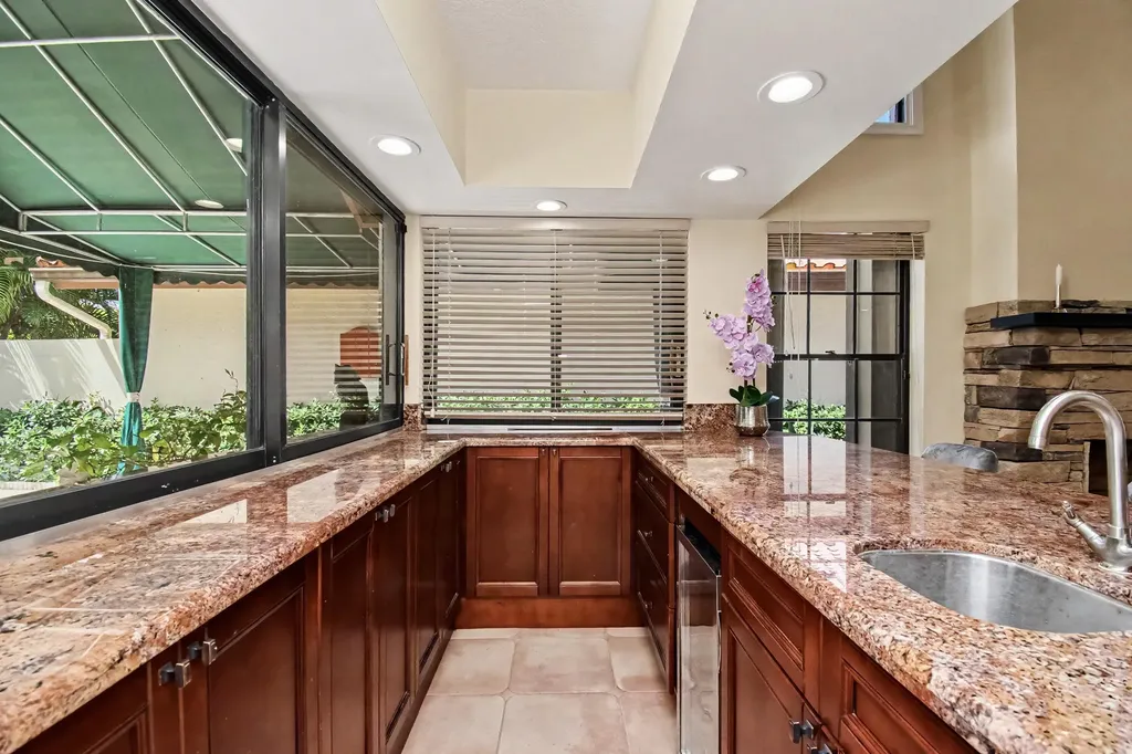21718 Club Villa Terrace Boca Raton FL 33433