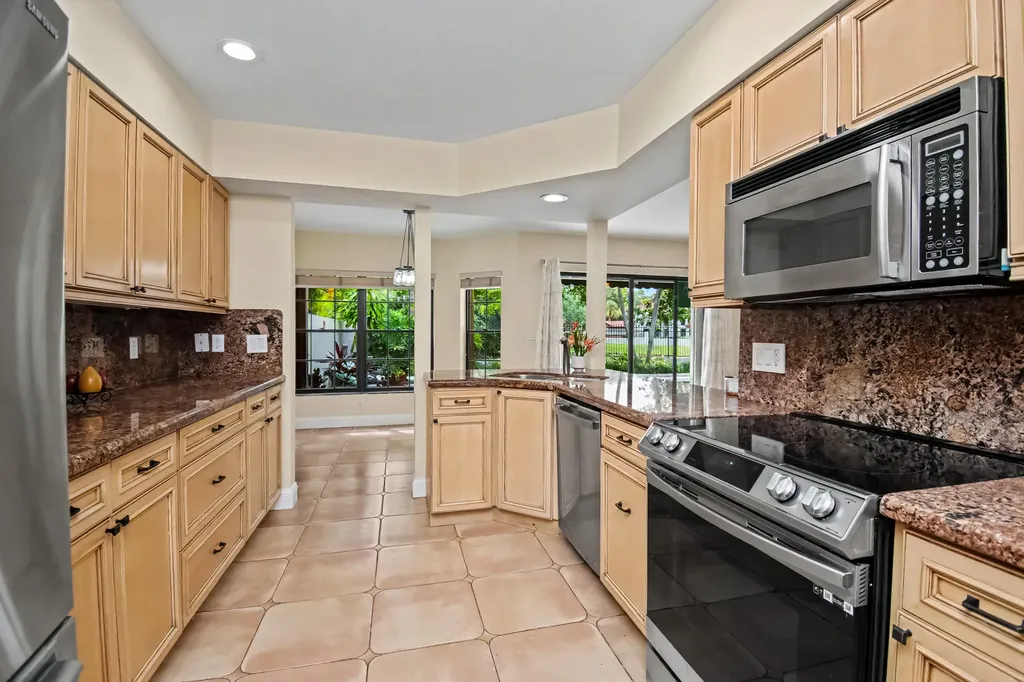 21718 Club Villa Terrace Boca Raton FL 33433
