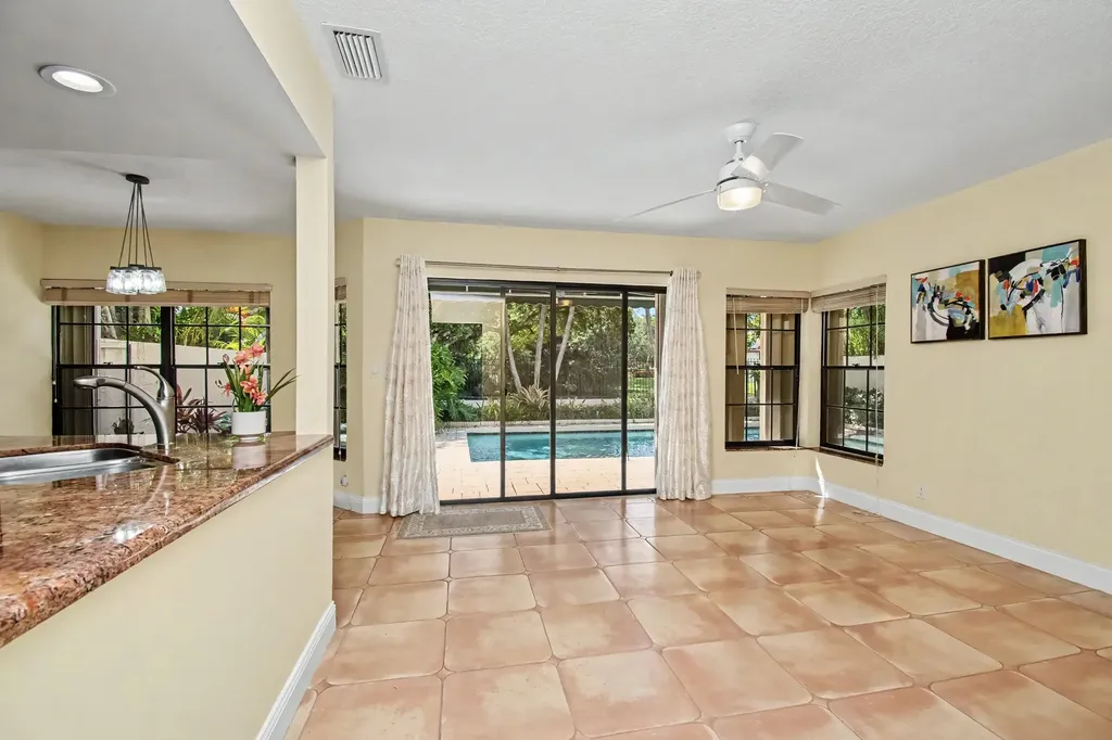 21718 Club Villa Terrace Boca Raton FL 33433