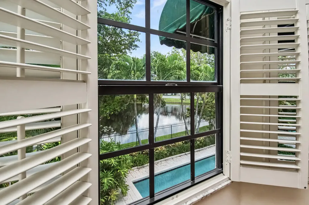 21718 Club Villa Terrace Boca Raton FL 33433