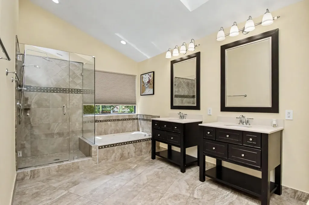 21718 Club Villa Terrace Boca Raton FL 33433