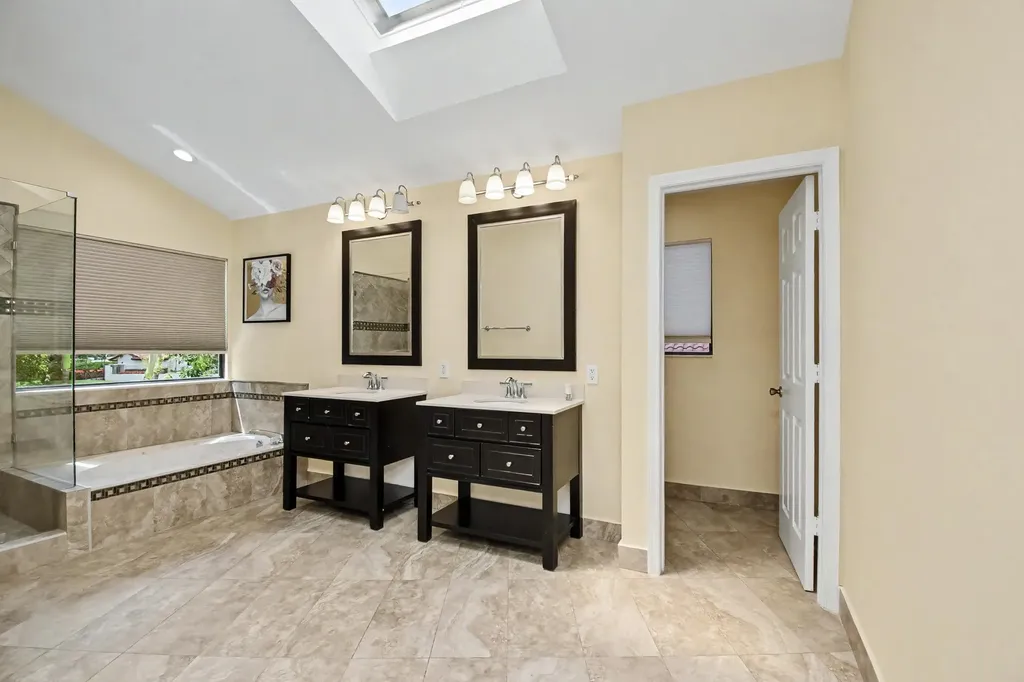 21718 Club Villa Terrace Boca Raton FL 33433