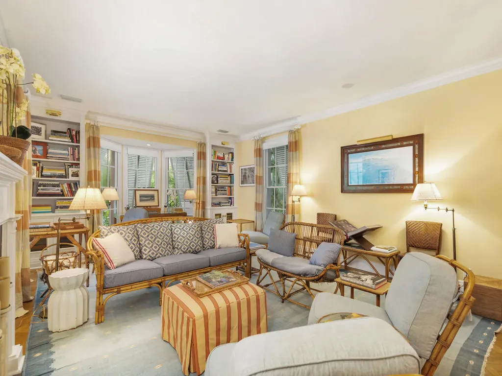 243 Garden Road Palm Beach FL 33480