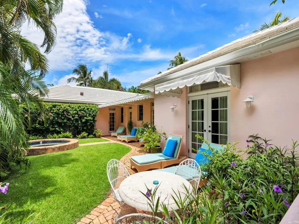 243 Garden Road Palm Beach FL 33480