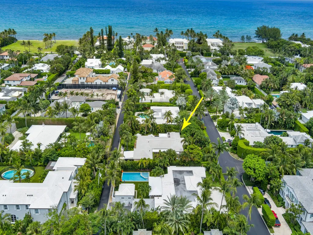 243 Garden Road Palm Beach FL 33480