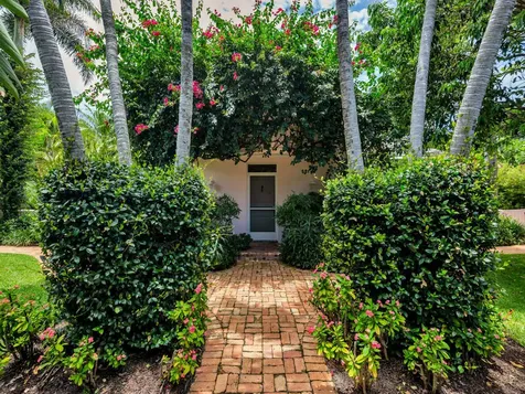 243 Garden Road Palm Beach FL 33480