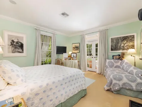 243 Garden Road Palm Beach FL 33480
