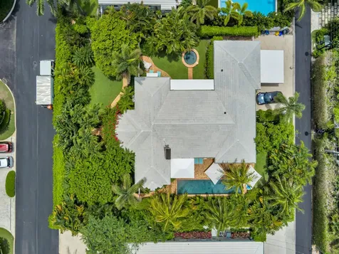 243 Garden Road Palm Beach FL 33480