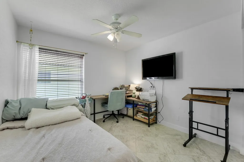 1017 Fosters Mill Road Boynton Beach FL 33436