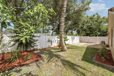 1017 Fosters Mill Road Boynton Beach FL 33436