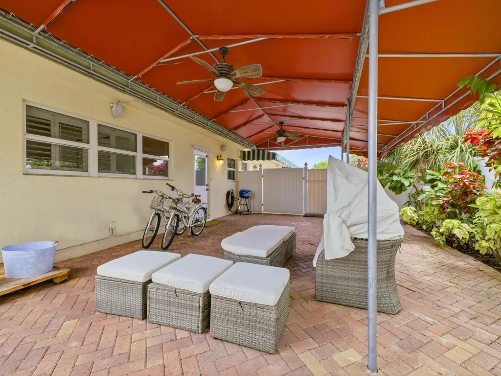 5120 NE 22nd Avenue Lighthouse Point FL 33064