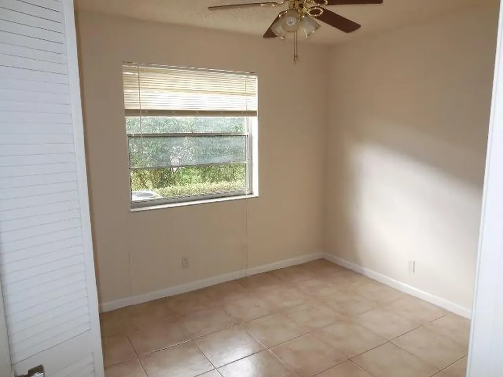 8393 Royal Palm Bl Coral Springs FL 33065