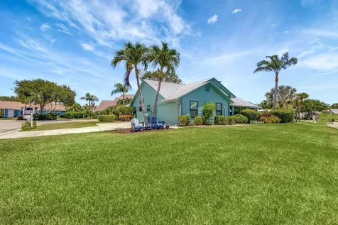 10705 SE Seabreeze Court Hobe Sound FL 33455